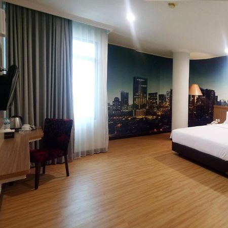 Giia Sanno Hotel Pluit Jakarta Exterior photo