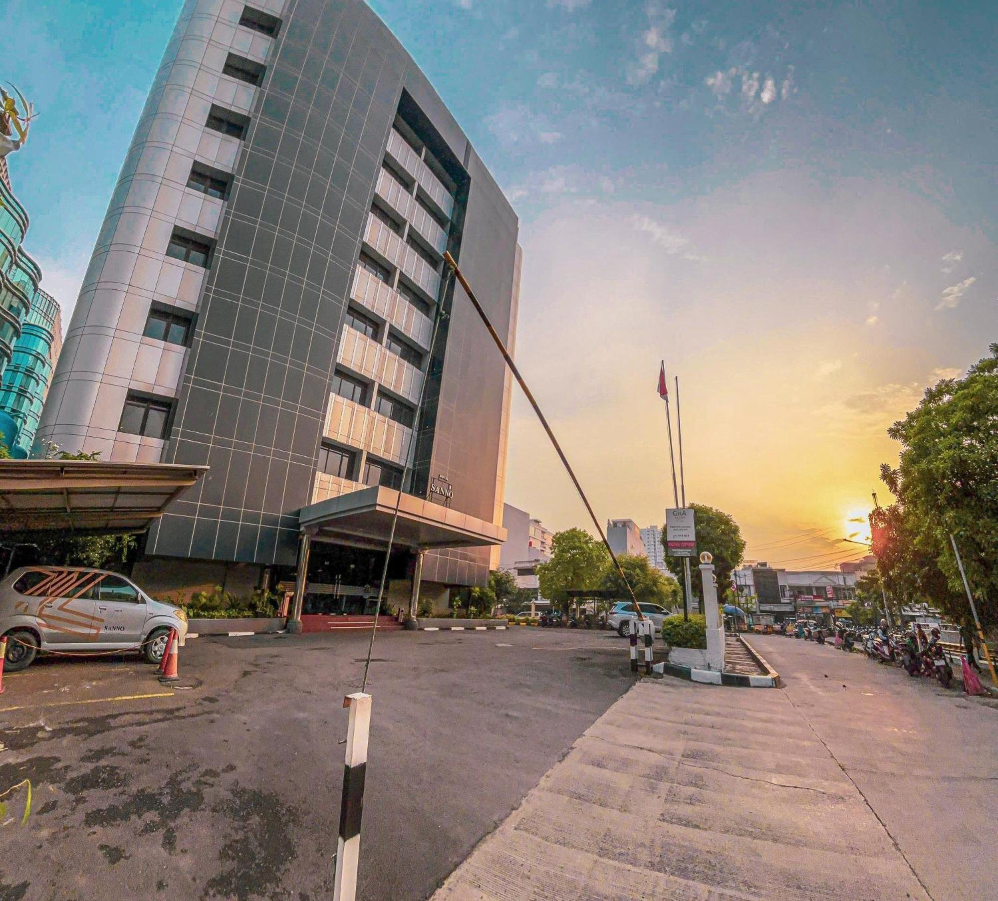 Giia Sanno Hotel Pluit Jakarta Exterior photo